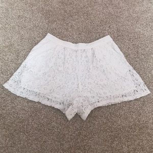 Hollister White Lace Floral Shorts